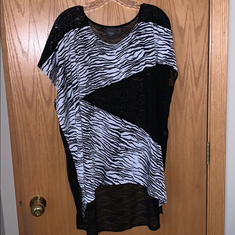 Chico’s travelers size 2 top